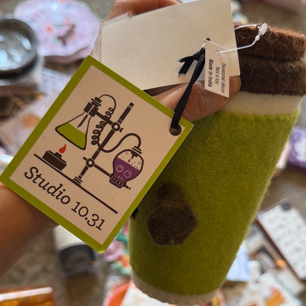 Studio 1031 Green Monster Cup Plush - Picture 3 of 3